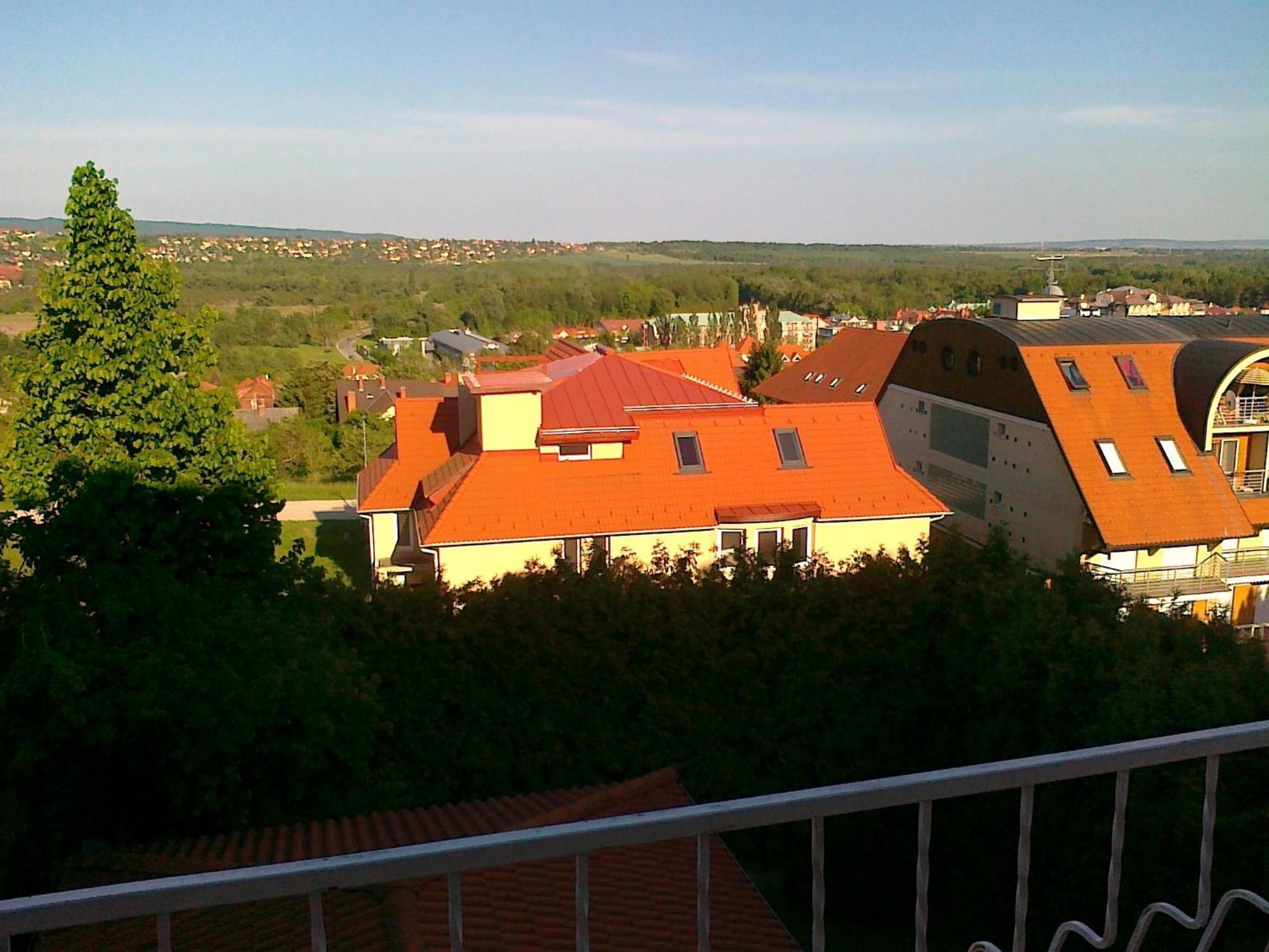 Szabo Haz Apartment Heviz Exterior photo